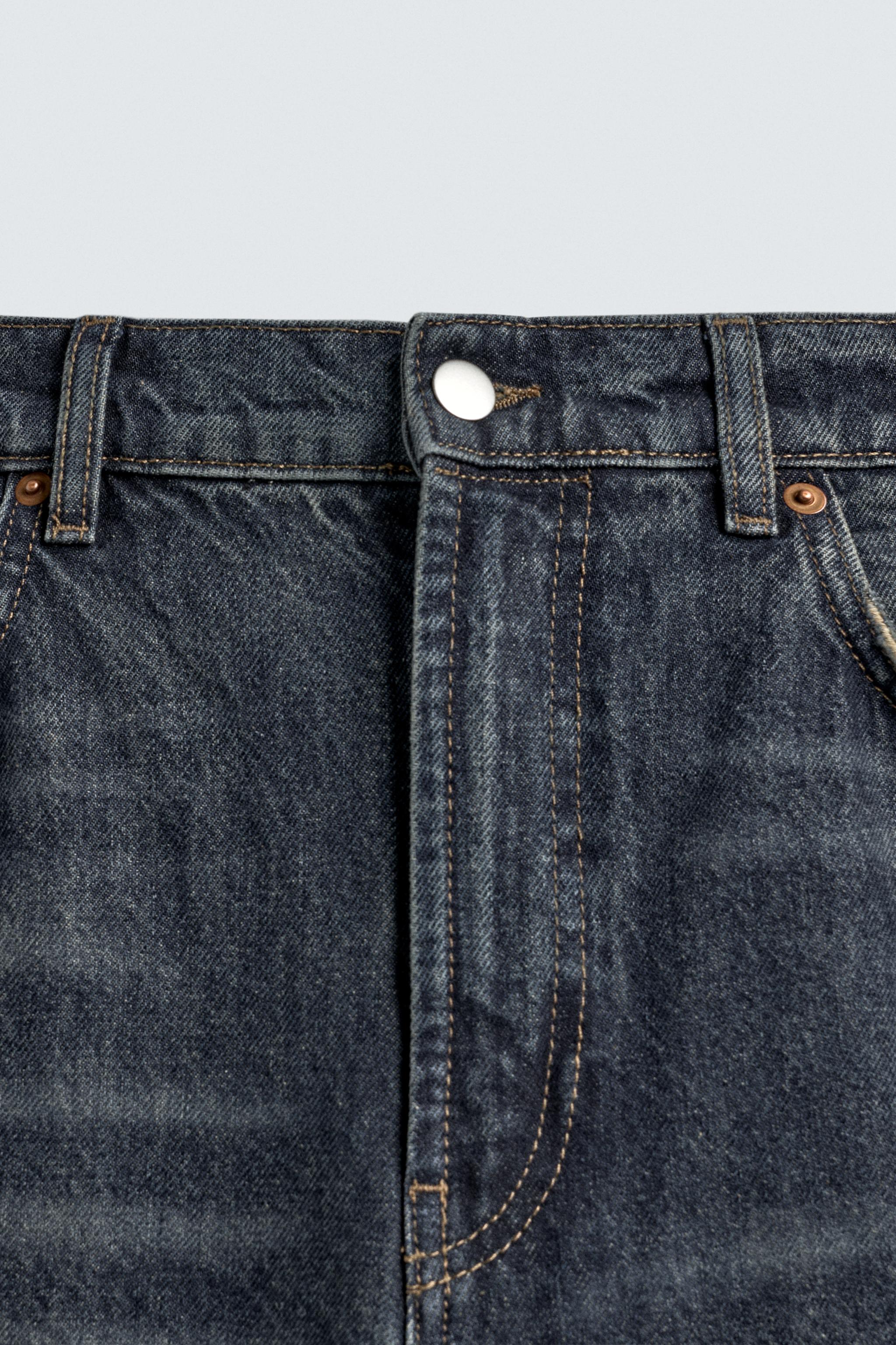 JEAN RELAXED STRAIGHT FIT